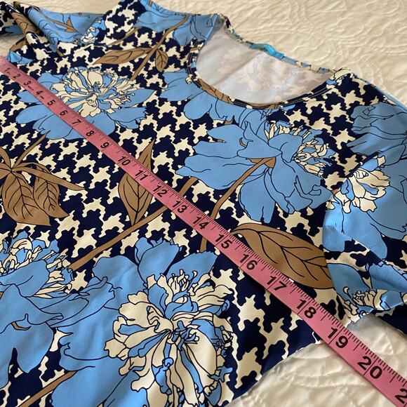 J. McLaughlin Catalina Cloth Floral Top Women's Size Medium Preppy Work Artsy - Picture 5 of 8